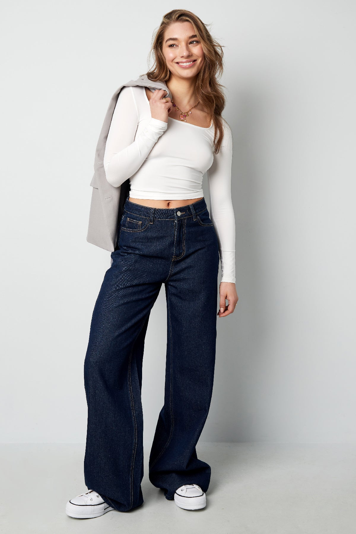 Everyday fit longsleeve low neck