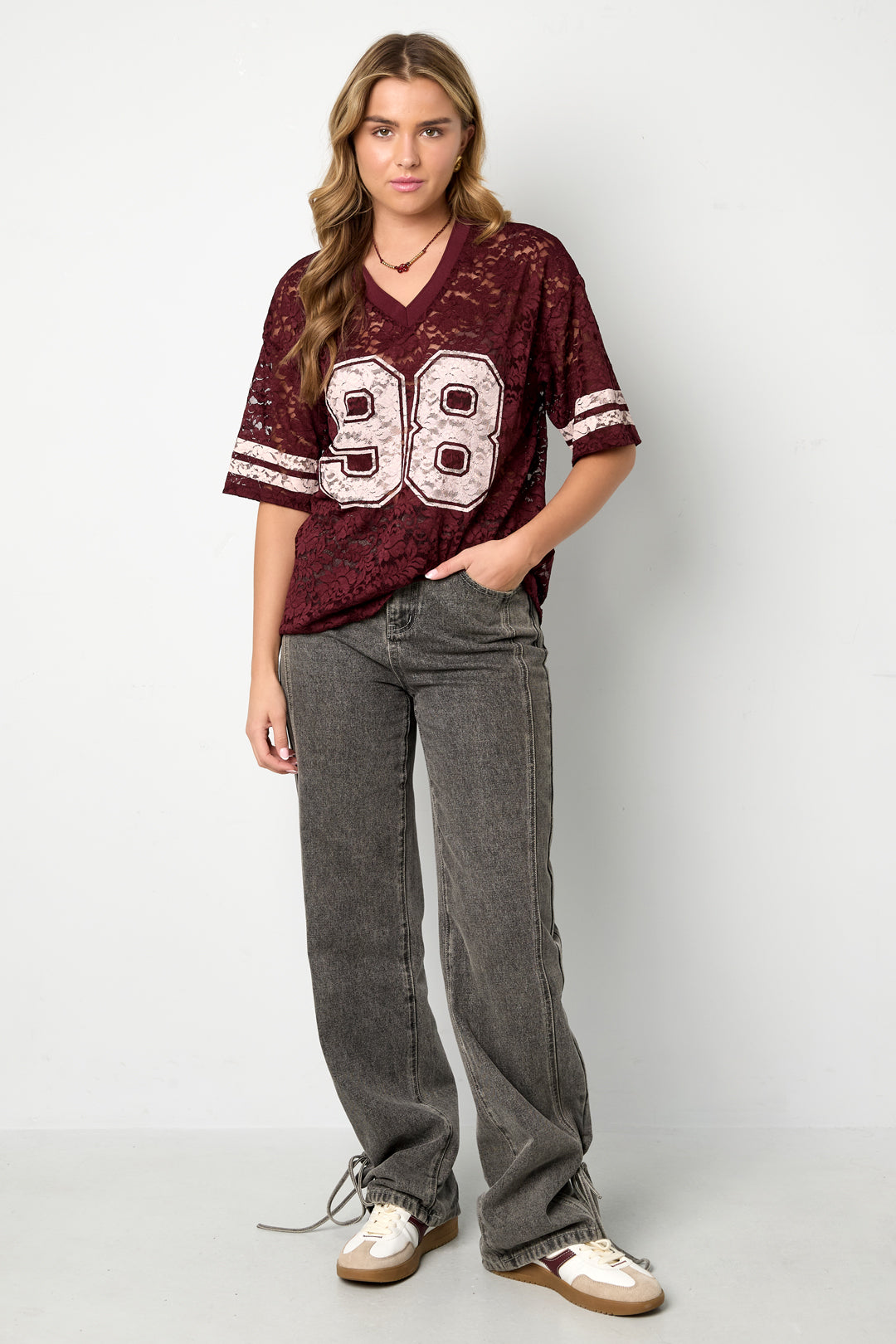 V-Neck Lace American T-shirt