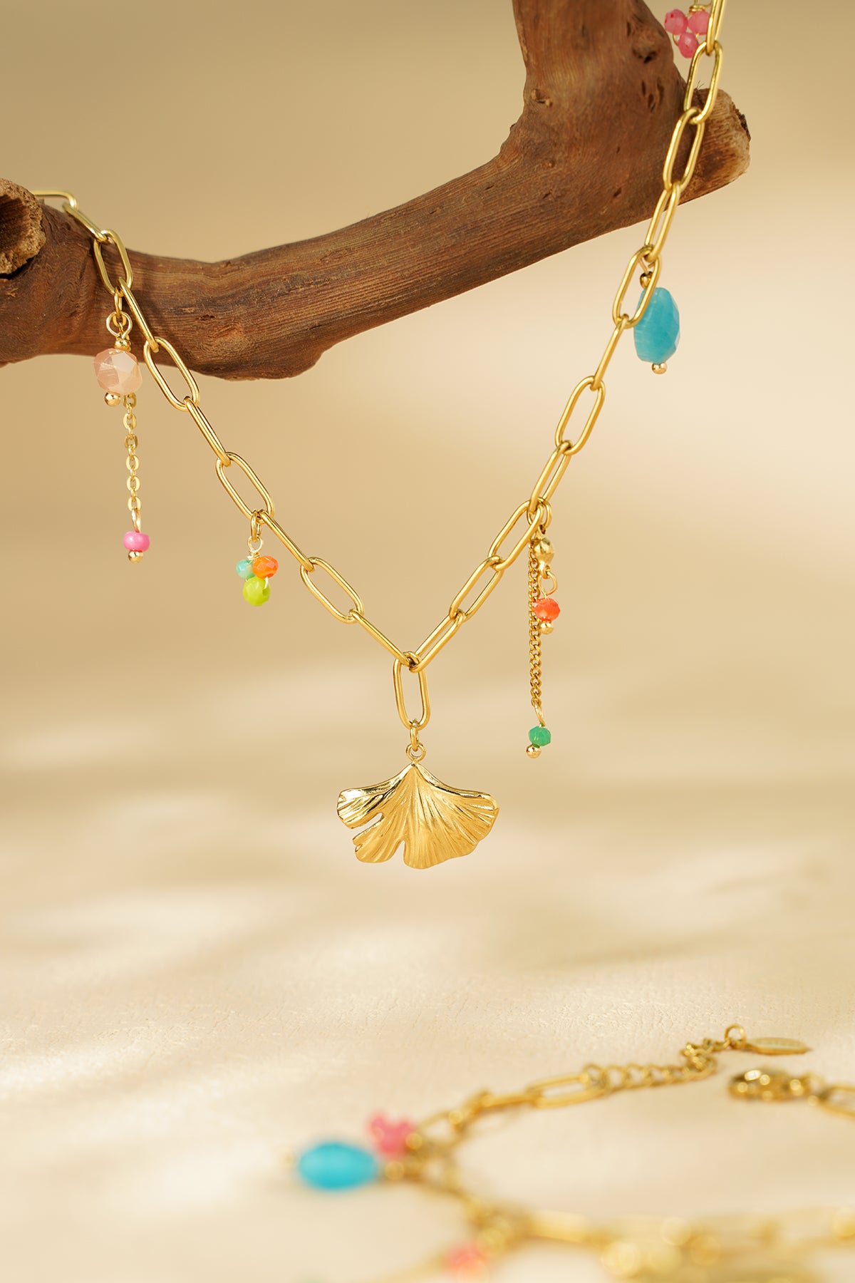 vivid vibes necklace