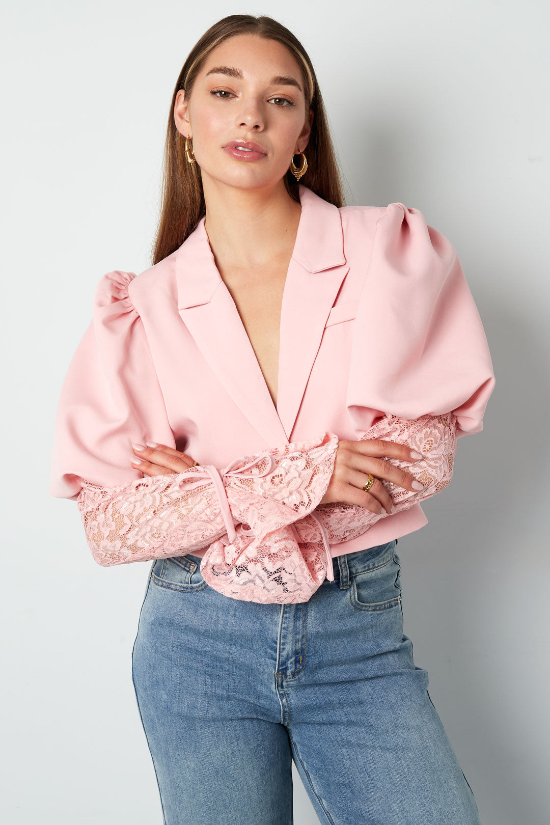 Trendy Short Blazer With Lace