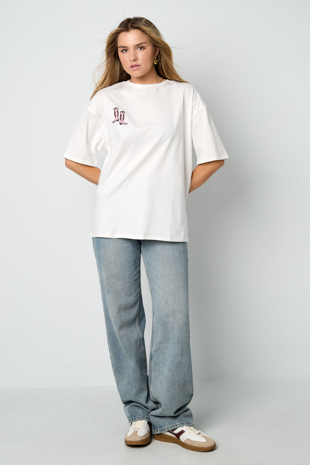 T-shirt Cowboy Boots